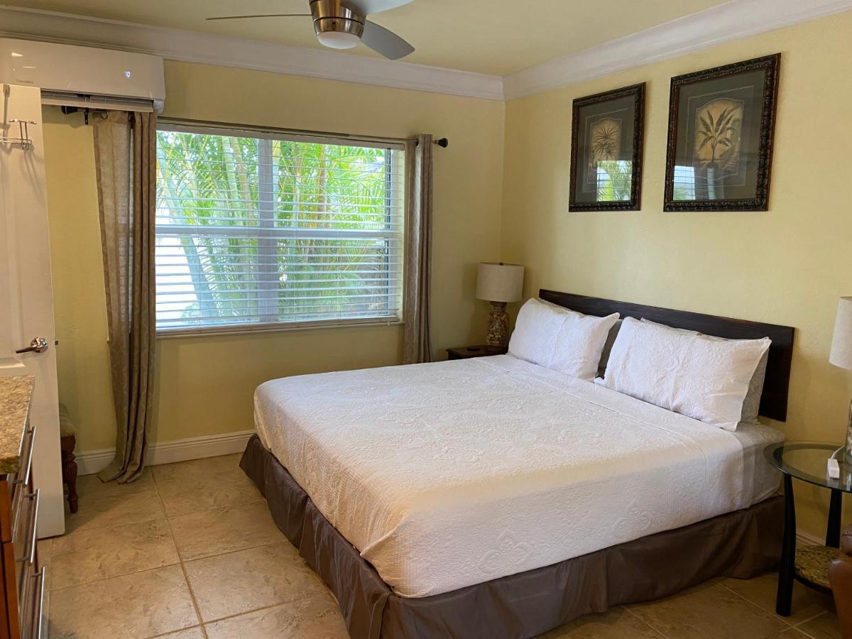 Atlantic Shores Vacation Villas Palm Beach Shores Bagian luar foto