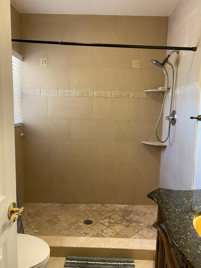 Atlantic Shores Vacation Villas Palm Beach Shores Bagian luar foto