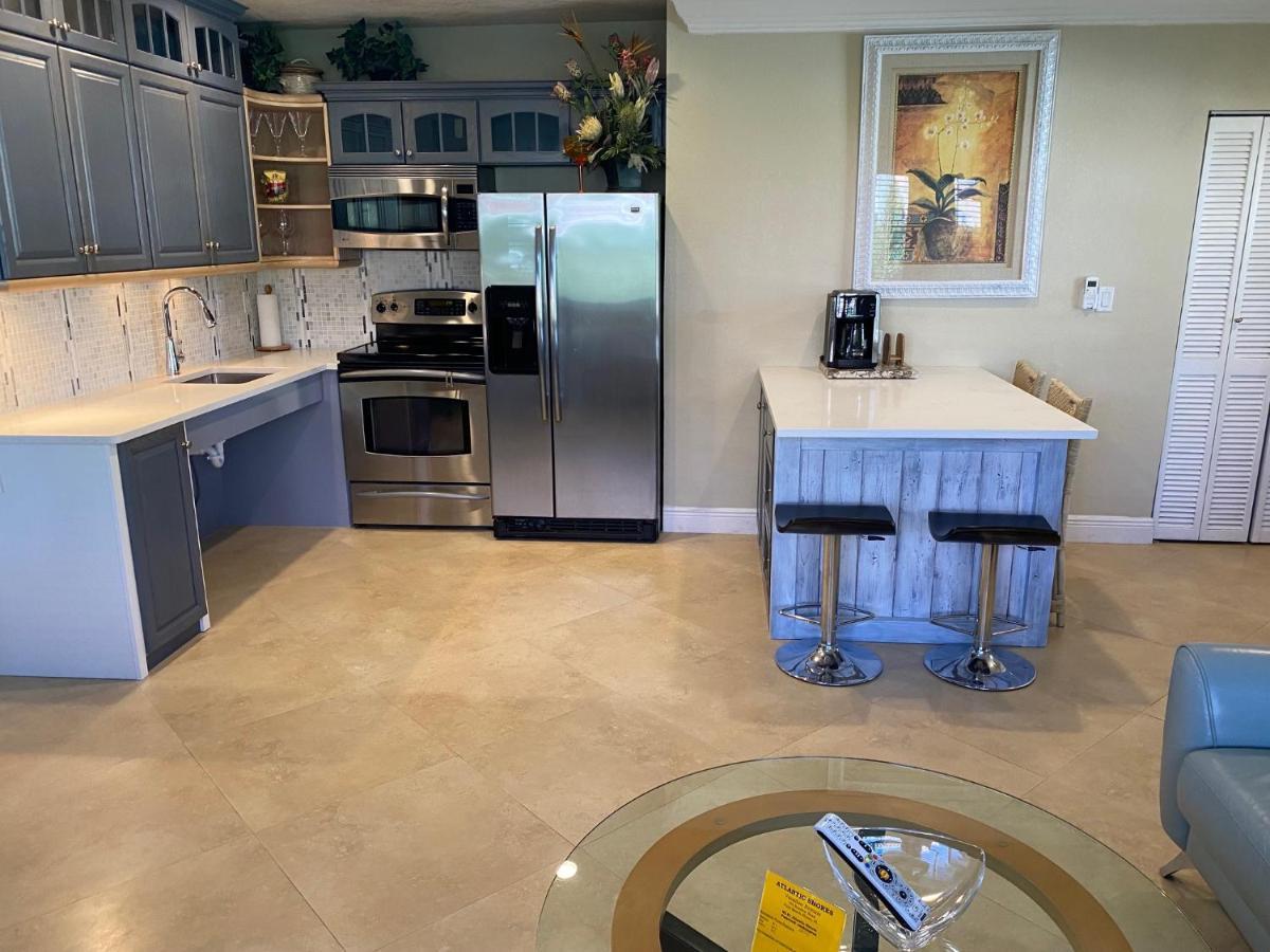Atlantic Shores Vacation Villas Palm Beach Shores Bagian luar foto