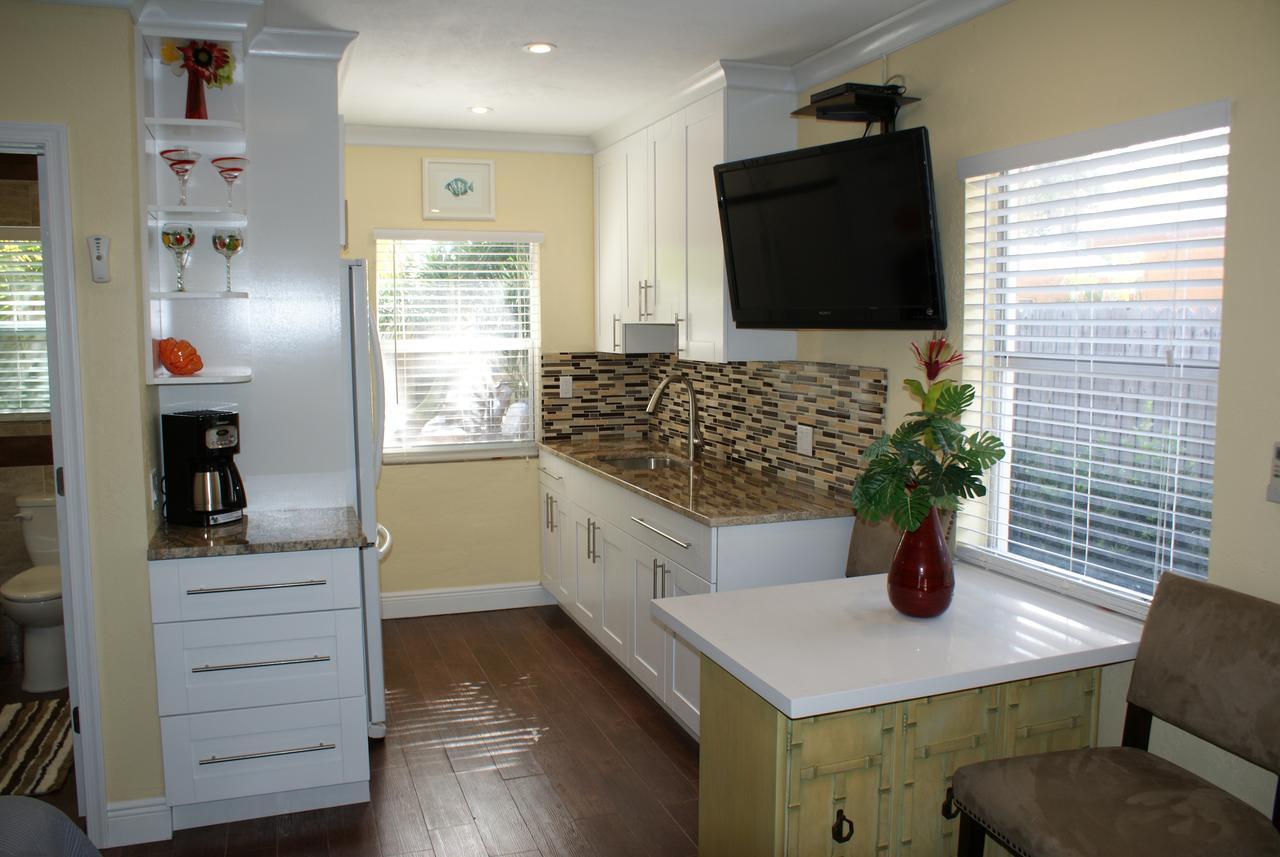 Atlantic Shores Vacation Villas Palm Beach Shores Bagian luar foto